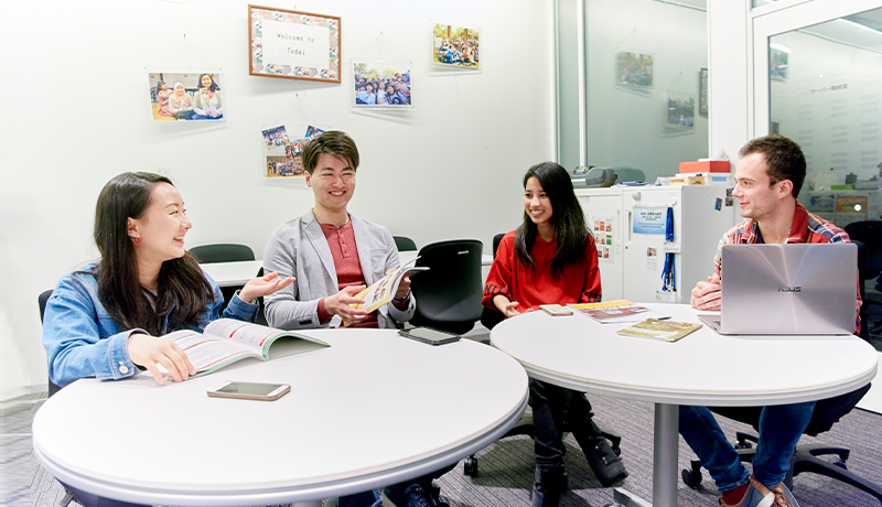 qy球友会体育 それまで要視察人の情報などで憲兵隊に協力していた警視庁は、各警察署の幹部を呼んで、「今後、憲兵隊に対しては一切便宜を与える必要なき旨通達した」