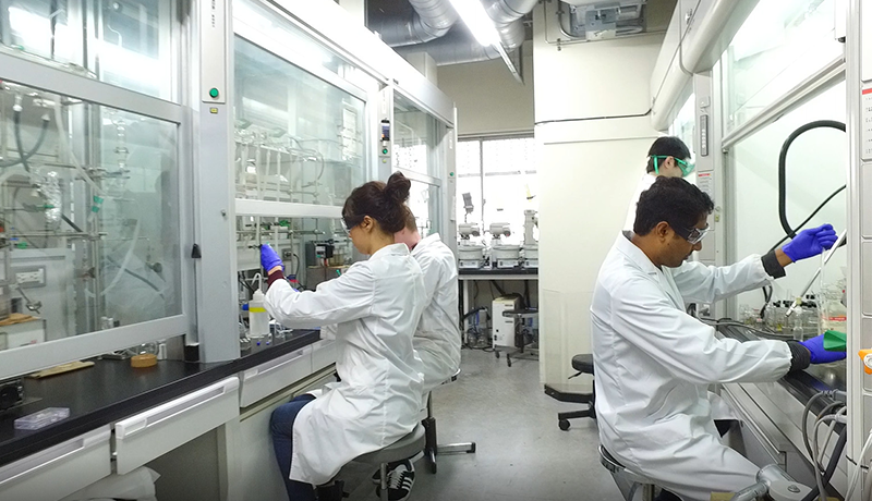 尊龙app官方网站 世間的にも大きな注目を集めた「三段リーグの一番長い日」を追ってみたい